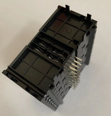 PC 95 pour cent de Rhésus 8 Pin Smart Card Socket de 500VDC