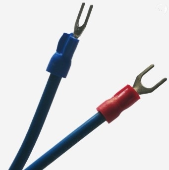 Le câble de l'UL 1015 avec SV1.25-3 fait sur commande a isolé le terminal de tension de connecteur de fil de pelle à fourchette